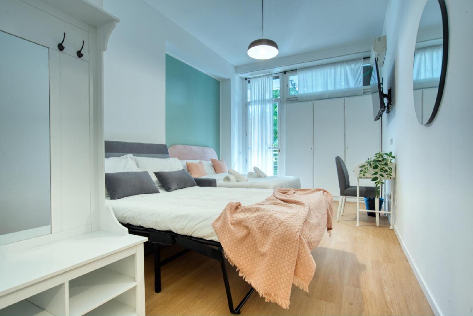 Italianflat - Elegant Suites With Balcony In Navigli Milan Bagian luar foto