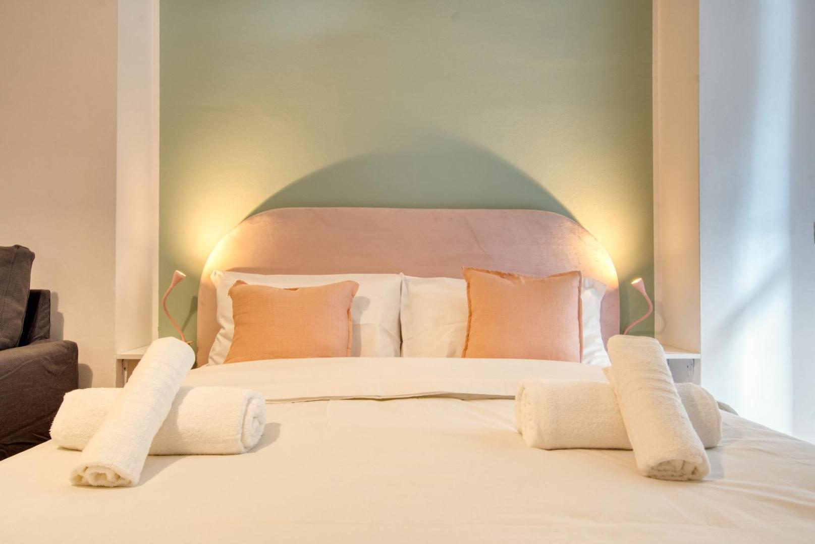 Italianflat - Elegant Suites With Balcony In Navigli Milan Bagian luar foto