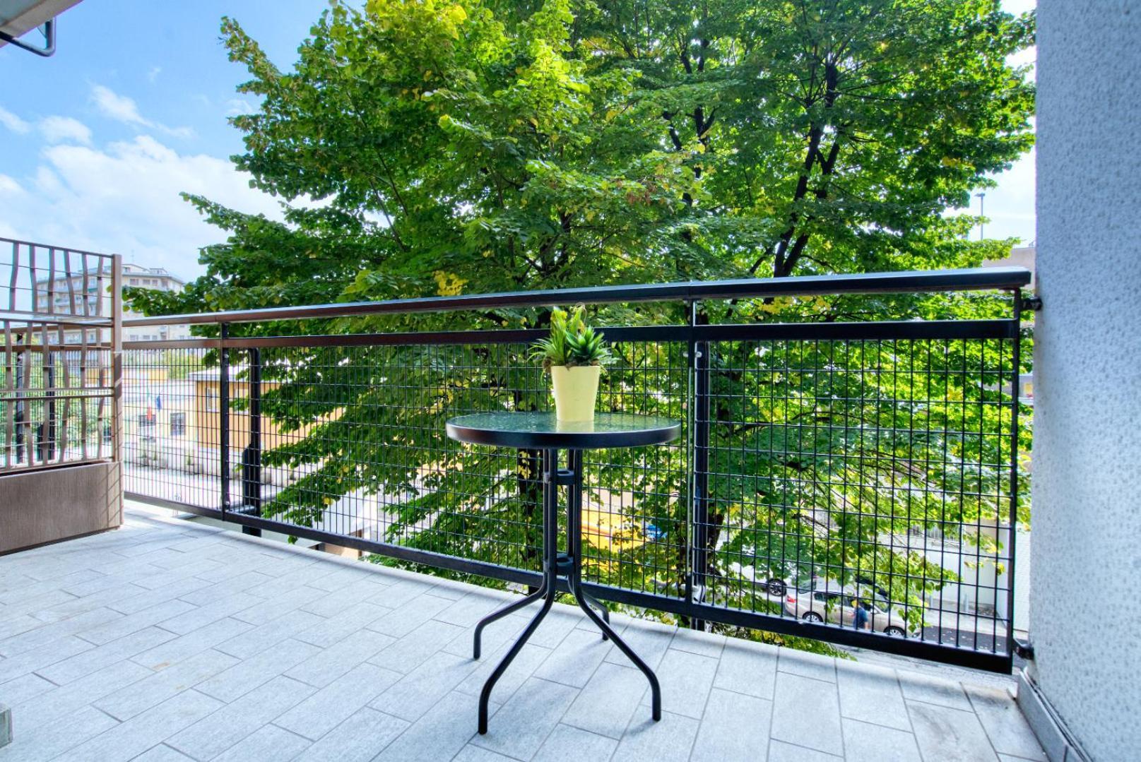 Italianflat - Elegant Suites With Balcony In Navigli Milan Bagian luar foto