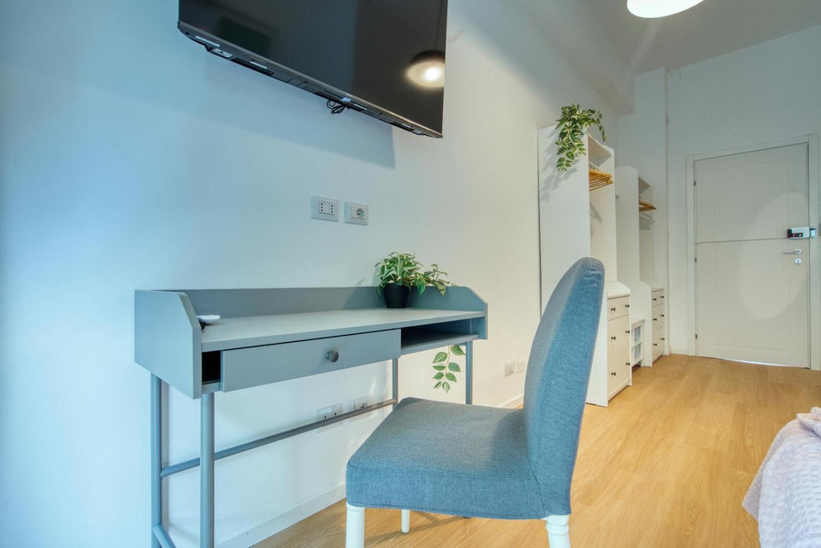 Italianflat - Elegant Suites With Balcony In Navigli Milan Bagian luar foto