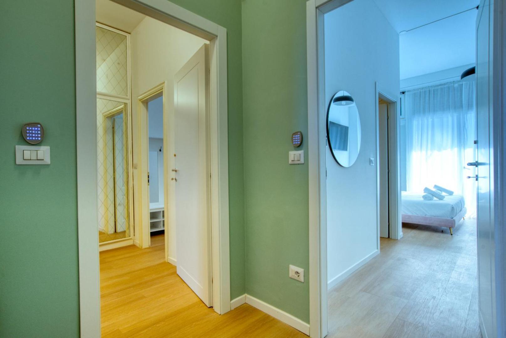 Italianflat - Elegant Suites With Balcony In Navigli Milan Bagian luar foto